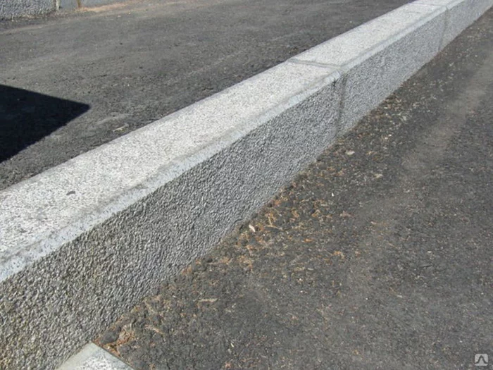 Concrete Retaining Wall